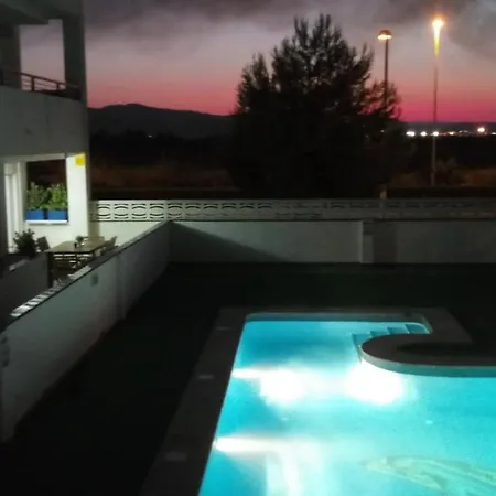 Appartamento Playa Almarda Corinto, Piscina, Wifi,2 Terrazas, Barbacoa,tranquilo *